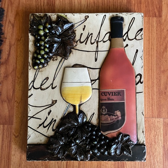 Porcelain wine pictures - Picture 1 of 3